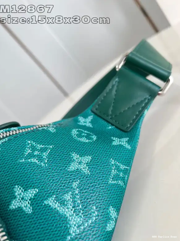 Aaa replica ru Rush Bumbag-30*15*8CM LOUIS VUITTON 0516
